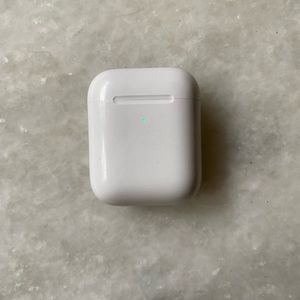 Apple AirPods